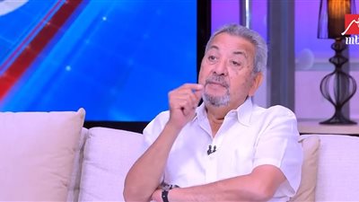 أحمد صقر: خالد النبوي ممثل كبير وكان يبحث عن نفسه|فيديو