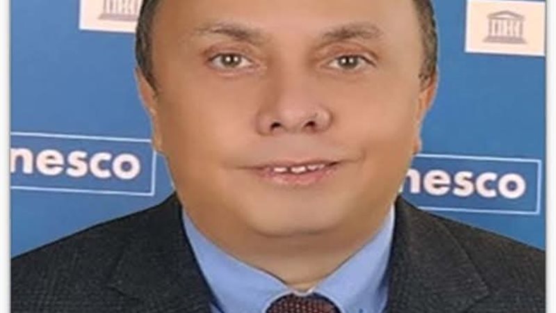 عمرو حموده