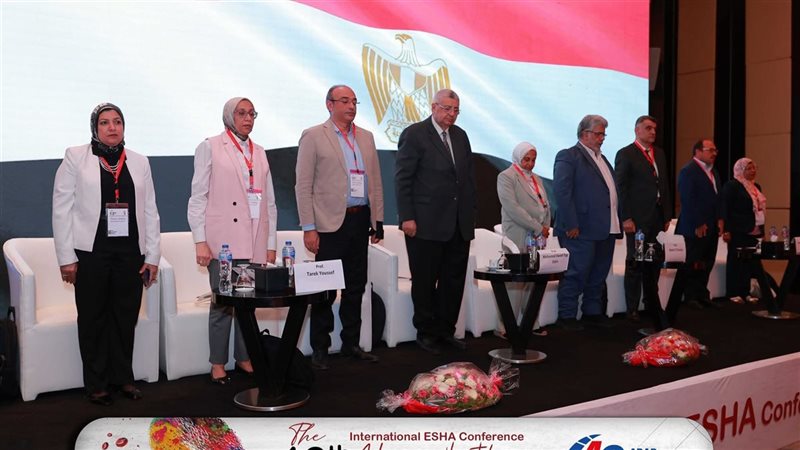 مستشار الرئيس خلال