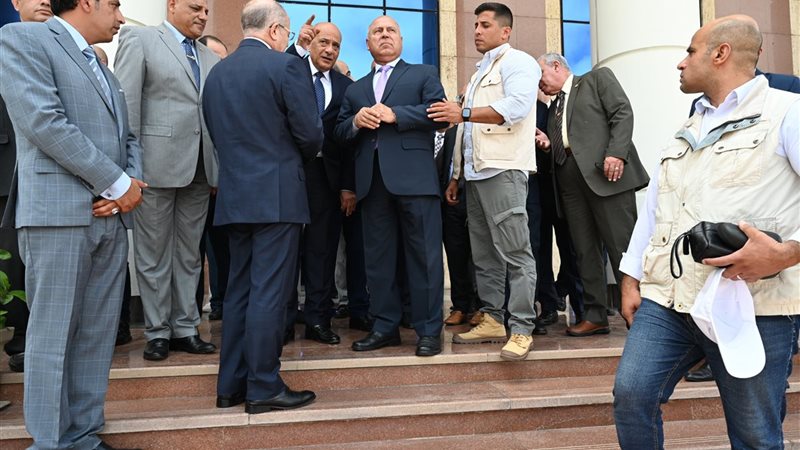 كامل الوزير خلال