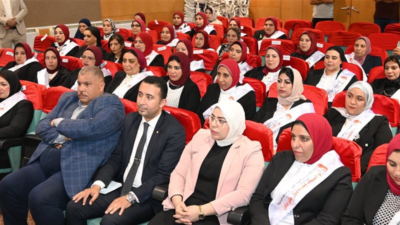 محافظ البحيرة تشهد