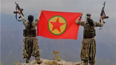 في أول خطوة للتخلي عن العمل المسلح..مقاتلو حزب العمال الكردستاني يحرقون سلاحهم