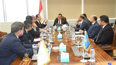 وزير الإسكان يتابع إجراءات تشغيل منطقة الأعمال المركزية بالعاصمة الإدارية