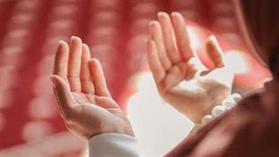دعاء الفزع والخوف عند النوم.. 3 كلمات من الهدي النبوي رددها بطمأنينة
