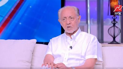 عبد العزيز مخيون: تركت القاهرة بسبب الزحمة.. و