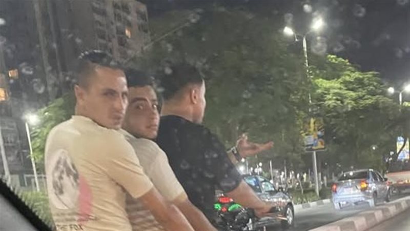 المتهمين