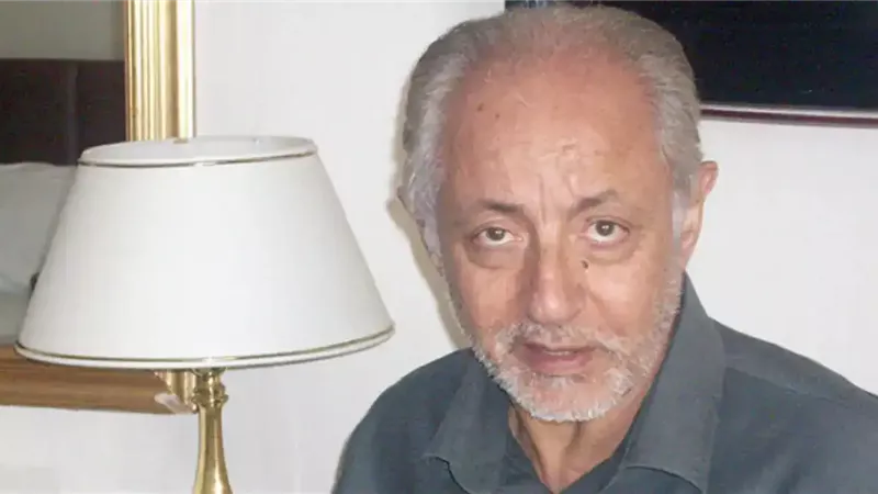 عبد العزيز مخيون