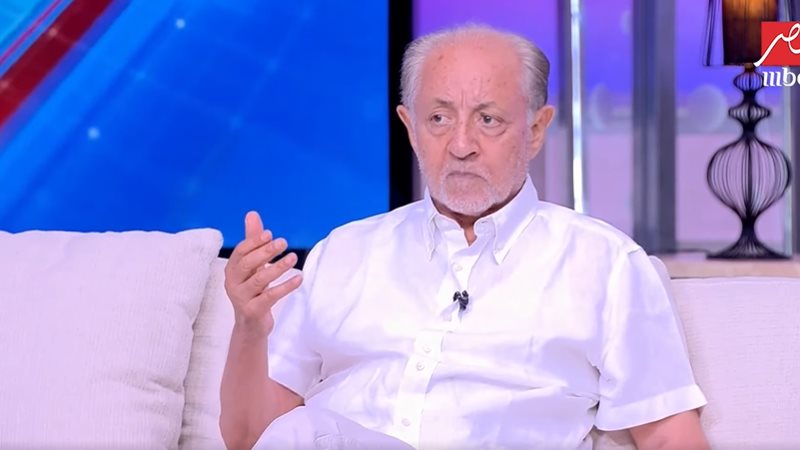 عبد العزيز مخيون