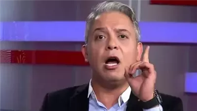 لهذا السبب.. الإعلامي الهارب معتز مطر يتصدر منصات التواصل الاجتماعي