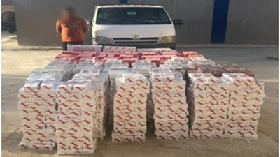 بحوزته سجائر مهربة بـ1.5 مليون جنيه.. تفاصيل القبض على سائق في مطروح