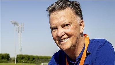 الوضع كان سيئا.. لويس فان جال يعلن تعافيه من سرطان البروستاتا