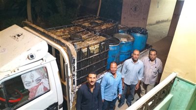 ضبط 3.3 طن زيت طعام فاسد في الفيوم خلال حملة تموينية موسعة