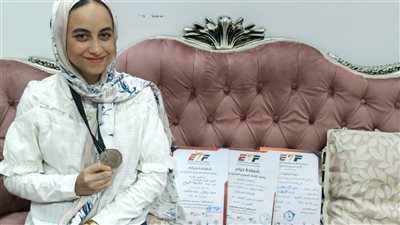 يمنى محمد تحصد الفضية في بطولة الجمهورية للتايكوندو بفئة «البومزا»