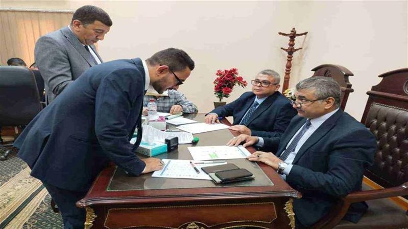 الترشح للشيوخ