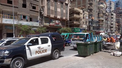 حملة مكبرة بالإسكندرية لرفع مخلفات القمامة وتحسين المظهر العام