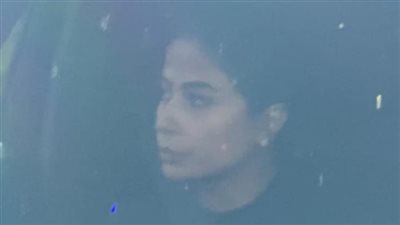 طليقته أول الحضور .. روبي تقدم واجب العزاء في المخرج سامح عبدالعزيز| صور 