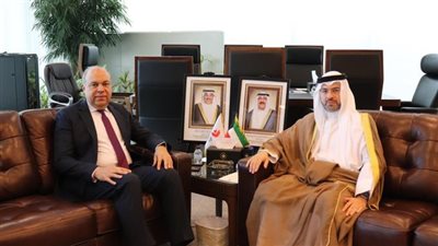 الكويت ومصر تبحثان تعزيز التعاون في الطيران المدني