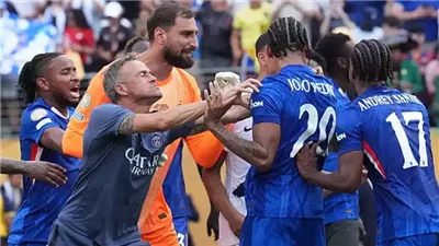 ناصر الخليفي يدافع عن إنريكي بعد واقعة بيدرو: لدينا المدرب الأكثر انضباطًا