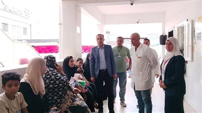 لمتابعة سير العمل .. وكيل صحة البحيرة يتفقد مستشفى الأطفال التخصصي بأبو حمص 