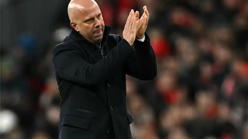 مدرب ليفربول آرني