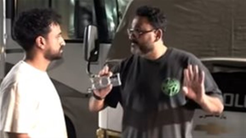 أكرم حسني