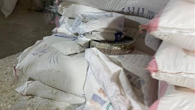 إعدام 358 كجم من الأغذية وغلق 14 منشأة في حملة لصحة السويس
