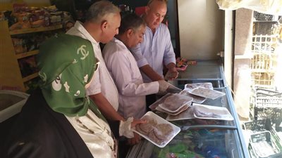 ضبط لحوم منتهية الصلاحية ومواد غذائية فاسدة بالسنطة في الغربية