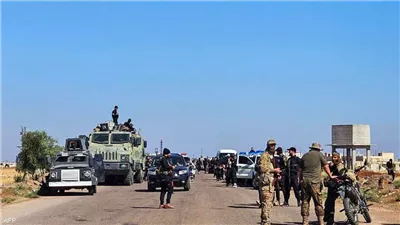 الجيش السوري يسحب آلياته من السويداء وإسرائيل تستهدف تجمعات للقوات الحكومية