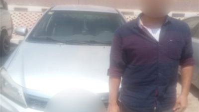 سائق نقل ذكي يعتدي لفظيًا وجسديًا على سيدتين بالتجمع الأول.. والداخلية تضبطه