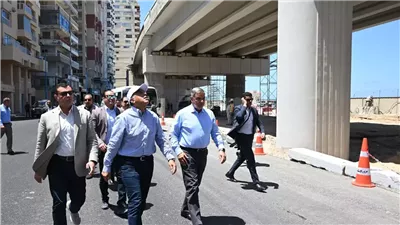 ما هي الرسائل التي يوجهها رئيس الوزراء خلال زيارته للأسكندرية؟ 