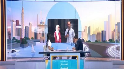 دموع على الهواء.. حوار إنساني مؤلم بين مذيع وابنته من غزة Iفيديو