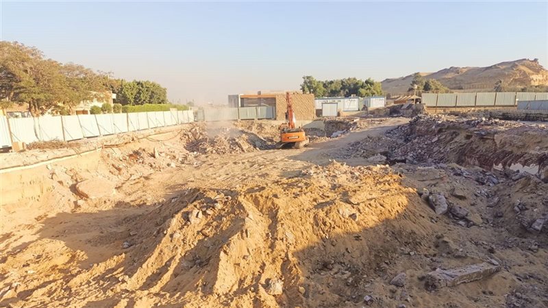 صورة من عمليات الهدم