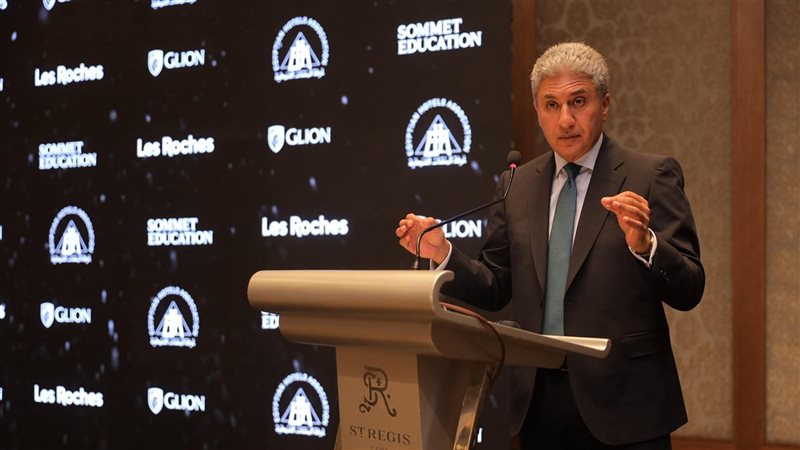 وزير السياحة والآثار