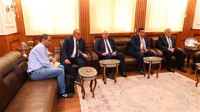 لدعم التنمية.. محافظ كفرالشيخ يستقبل مدير المركز الوطني لتخطيط استخدام الأراضي