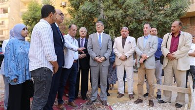 محافظ الجيزة يضع حجر أساس إنشاء مكتبة مصر العامة بشارع خاتم المرسلين