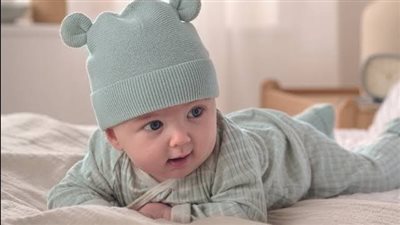 هل ينتقض وضوء الأم عند تنظيف عورة الطفل الصغير؟ الإفتاء توضح