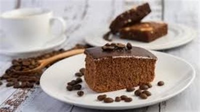 كيكة القهوة نكهة غنية تجمع بين الطعم الفاخر والمذاق المنعش 