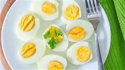 عالمة فرنسية تنفي علاقة البيض بأمراض القلب: 