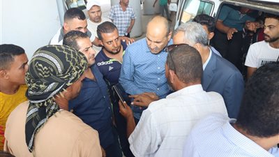 بهدف الانضباط المروري.. السكرتير العام يتابع تشغيل مجمع مواقف بني سويف