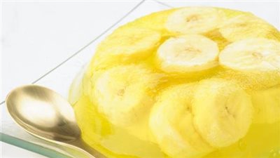  لأيام الصيف الحارّة ..  جيلي الموز المكونات وطريقة التحضير