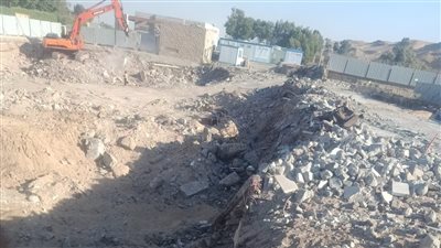 مصدرعن فيديو حفارالهرم : المنطقة تحتوى على ميناء الملك خفرع