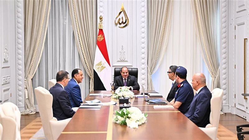 الرئيس السيسي أثناء