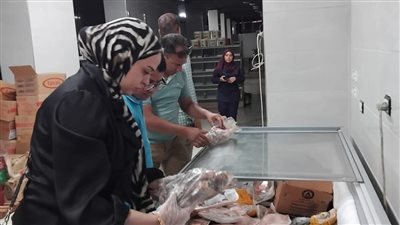 ضبط 137 مخالفة خلال حملات تفتيشية على المخابز والمحال التجارية بالمنيا