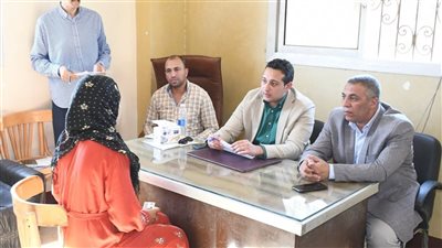 نائب محافظ الفيوم يعقد لقاءً بقرية الناصرية للاستماع لشكاوي المواطنين 