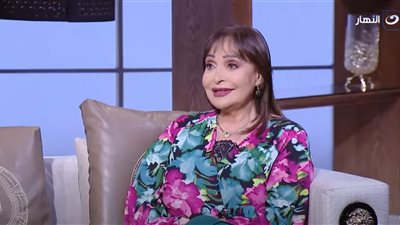 تيسير فهمي تكشف كواليس رفضها المسرح القومي: «التمثيل حرية.. والاستغناء نعمة»