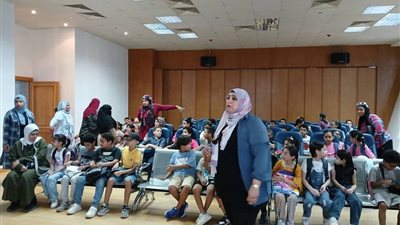 فحوصات طبية ونصائح صحية في ندوة بمركز العلوم والتكنولوجيا بالسويس