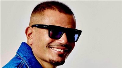 لليوم الرابع عشر على التوالي.. عمرو دياب يحتل صدارة يوتيوب