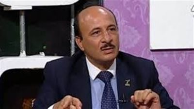 خبير اقتصادي: قرارات الفيدرالي الأمريكي الأخيرة تعكس توازنا حذرا وسط ضغوط 