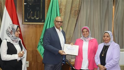 محافظ القليوبية يكرم المشرفين ومديري إدارات التضامن الاجتماعي لجهودهم في الحج