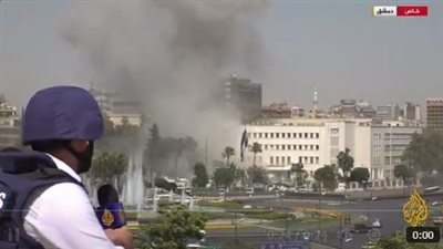شاهد لحظة القصف الإسرائيلي على وزارة الدفاع بدمشق في بث مباشر
